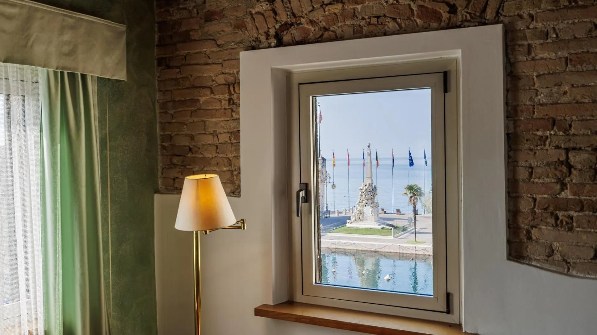Hotel alla Grotta Lazise