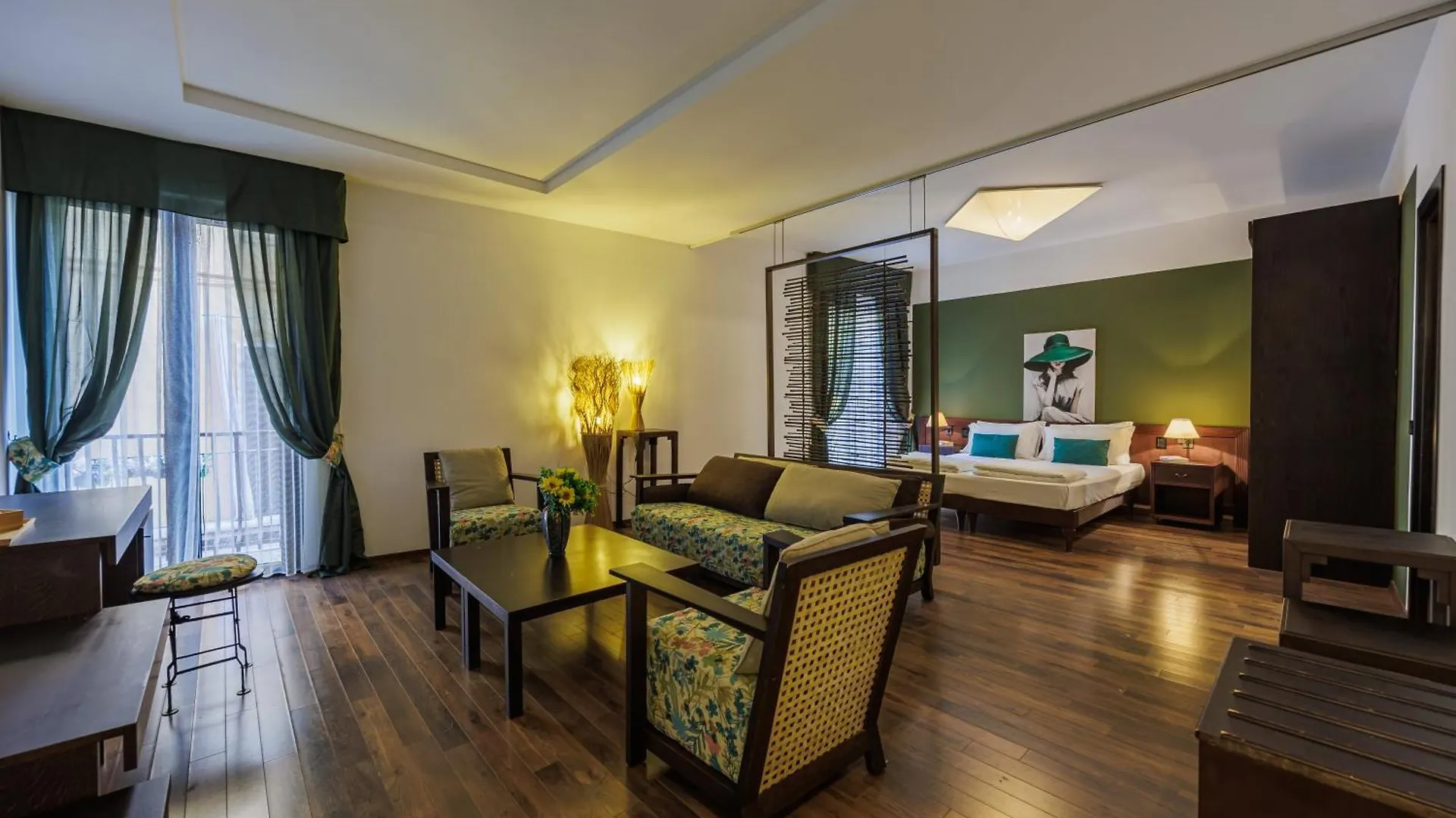 Hotel alla Grotta Lazise 3*,  Italië