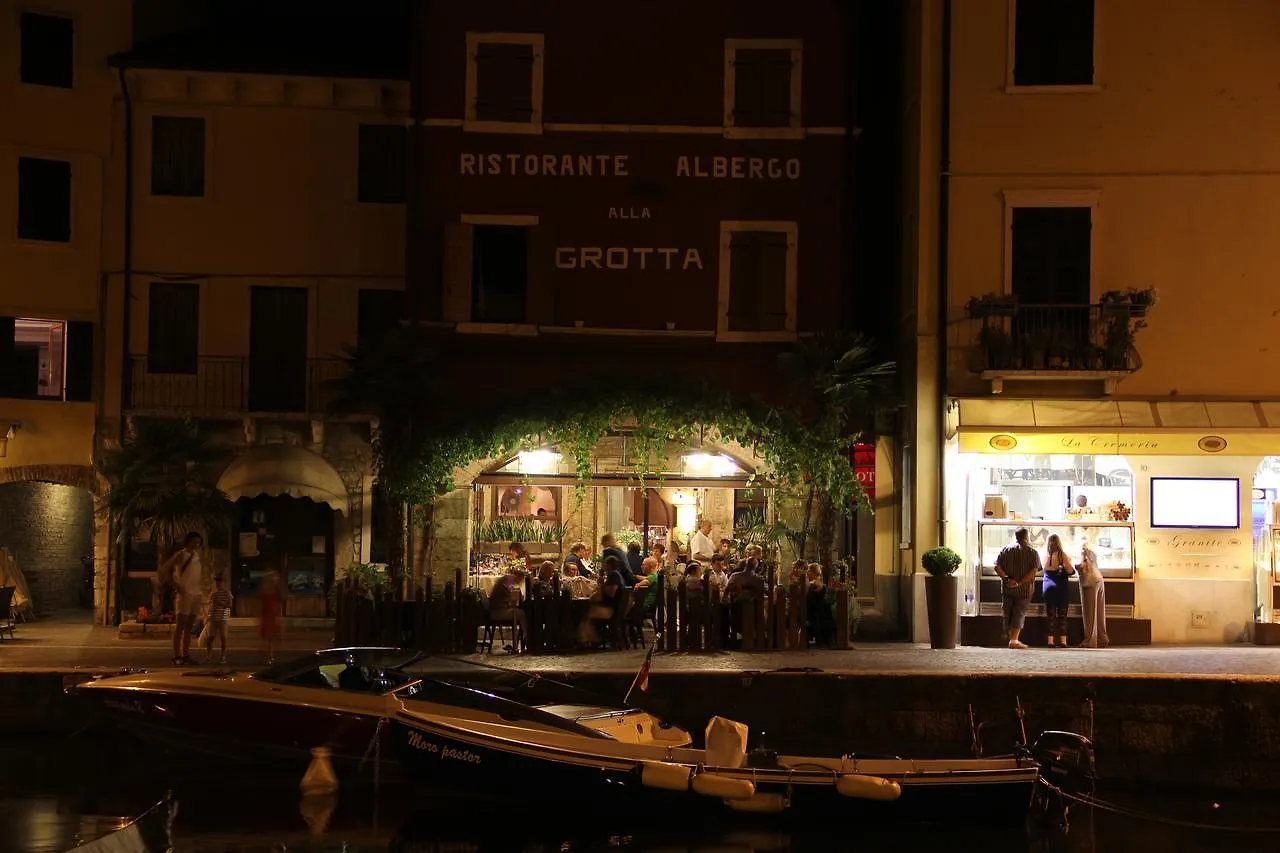 Hotel alla Grotta Lazise