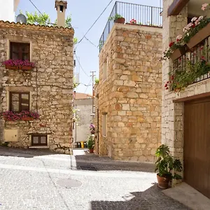 Antiche In Pietra Ferienhaus