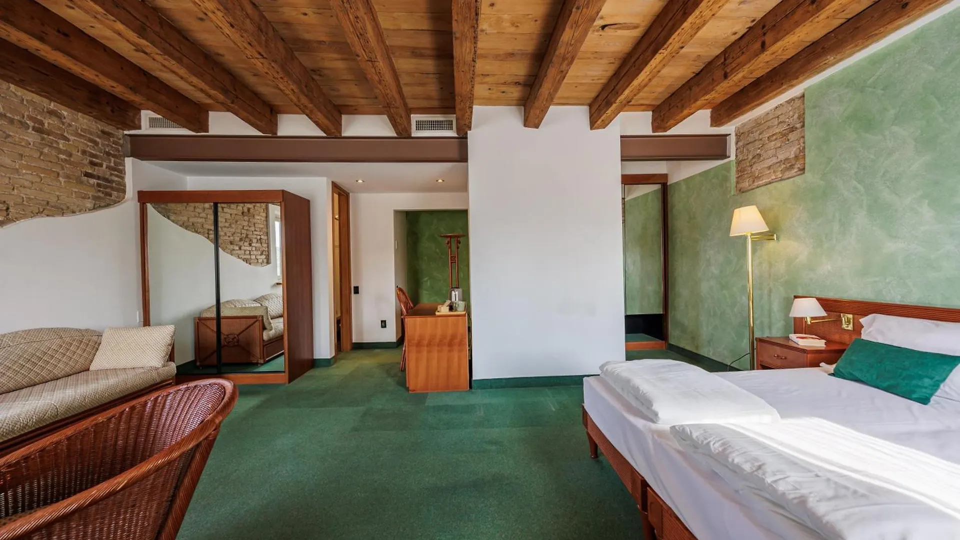 Hotel Alla Grotta Lazise