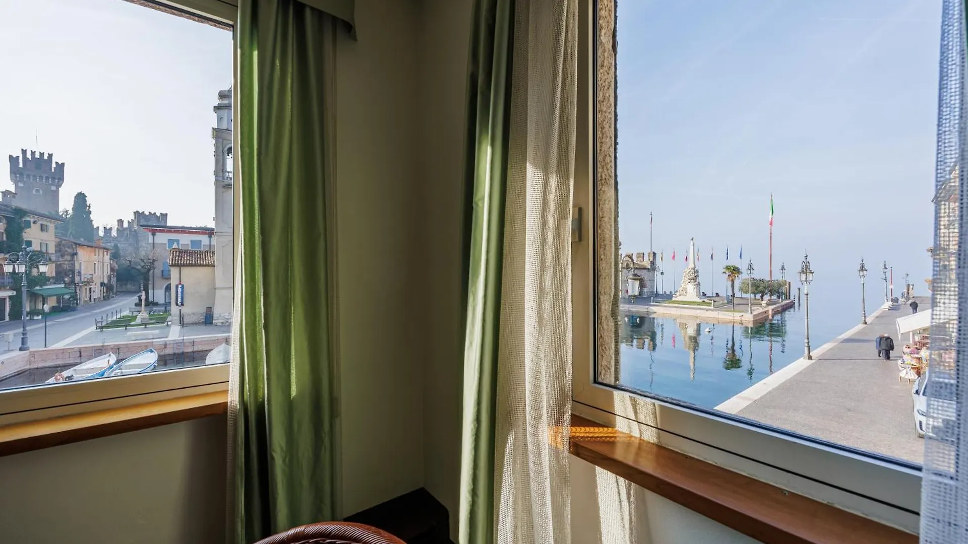 Hotel Alla Grotta Lazise Italy