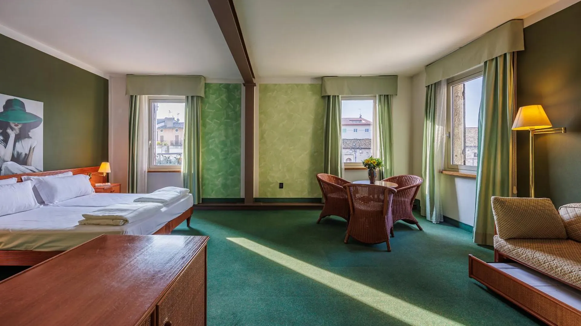 Hotel Alla Grotta Lazise