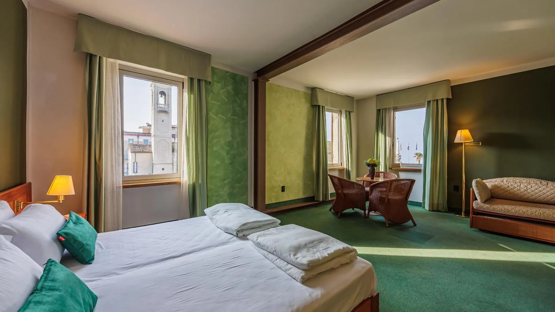 Hotel Alla Grotta Lazise