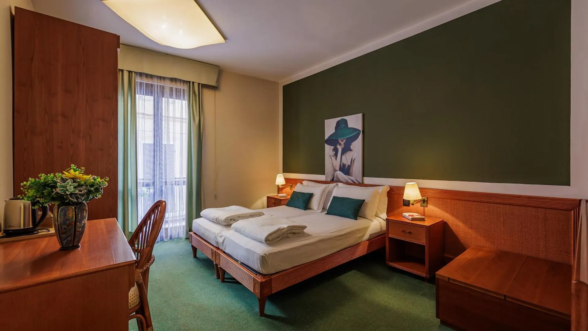 Hotel Alla Grotta Lazise