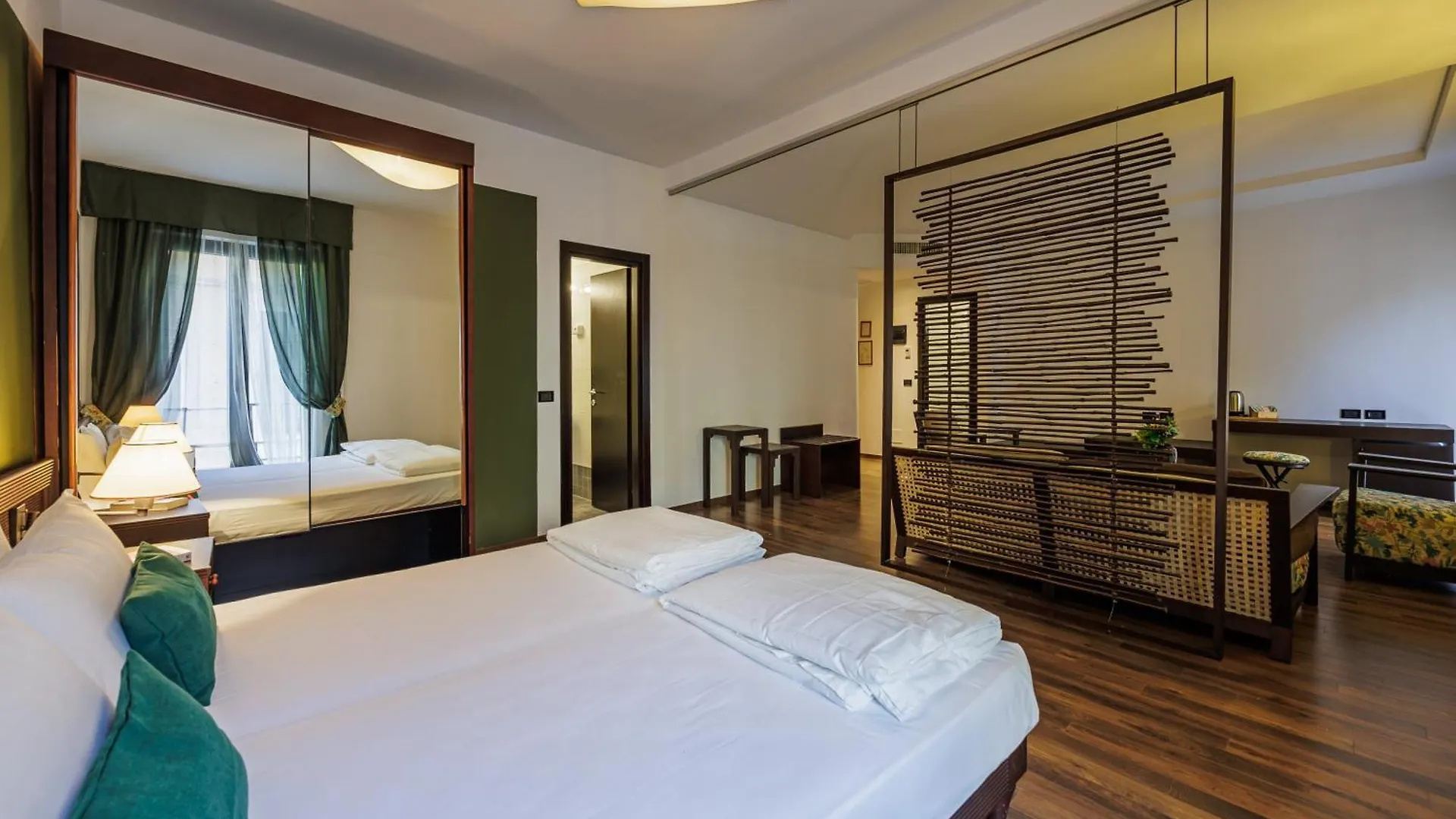 Hotel Alla Grotta Lazise