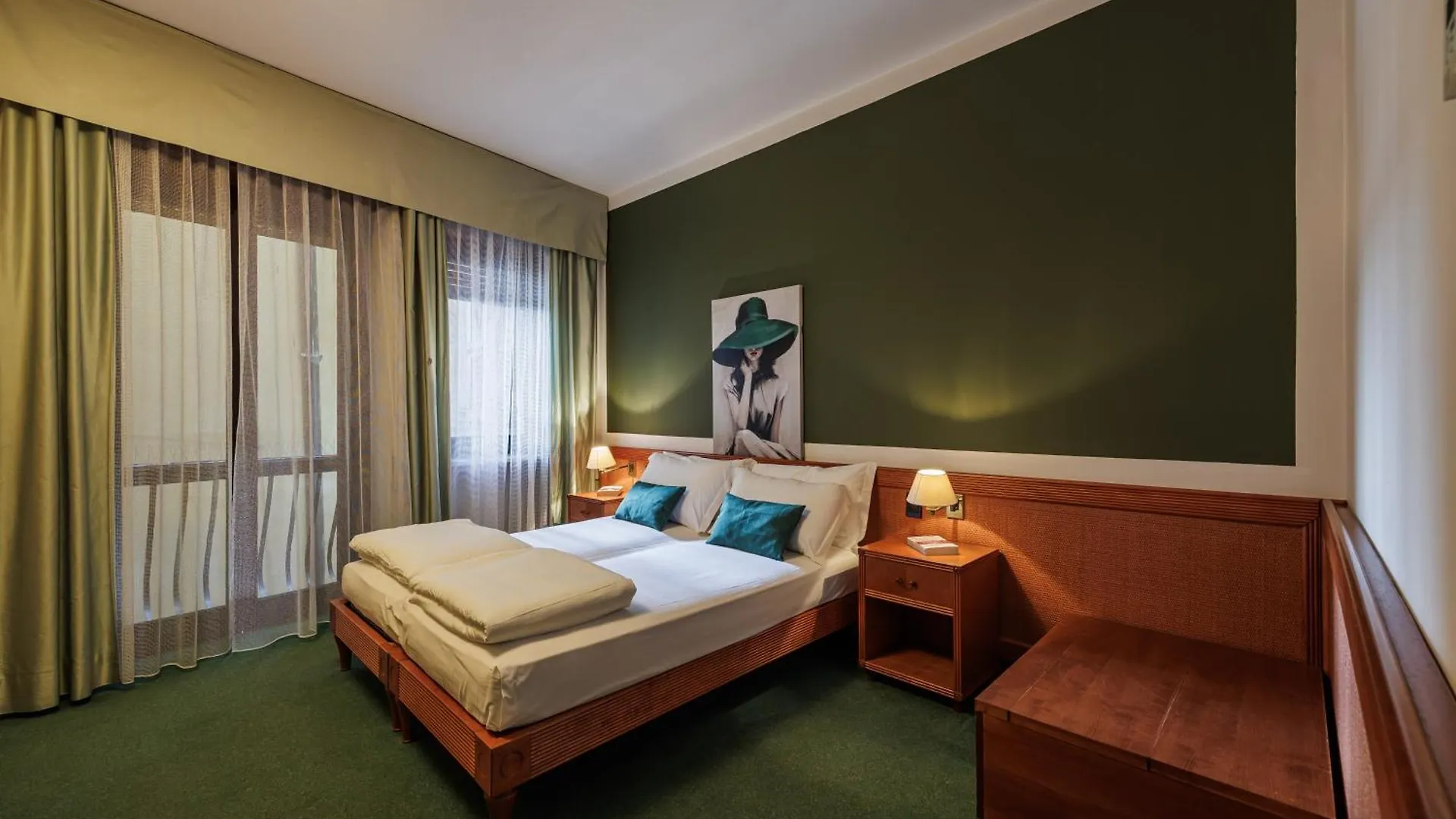 Hotel Alla Grotta Lazise