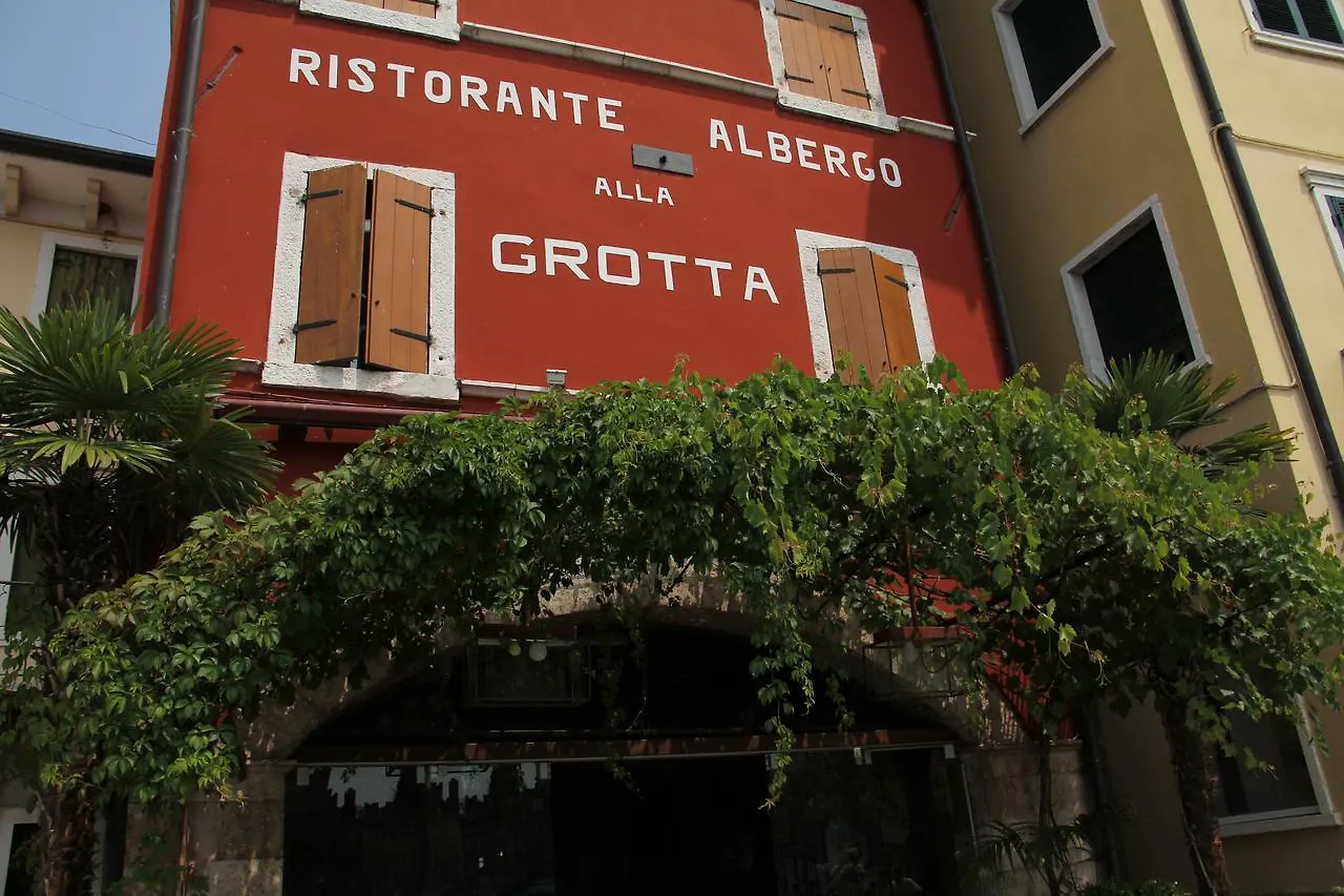 Hotel Alla Grotta Lazise
